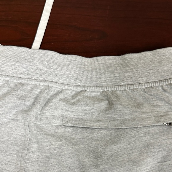 lululemon athletica Gray Sweatpants, String/Side & Back Pockets, NWOT - Picture 8 of 12